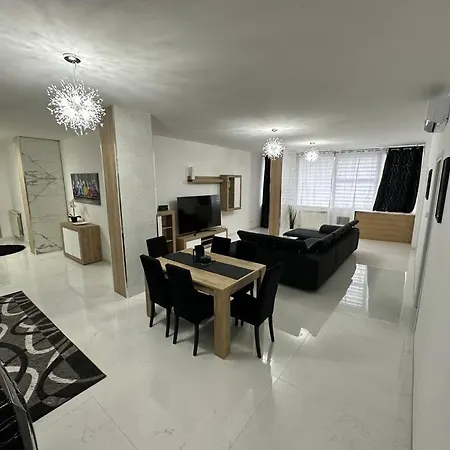 Centro Carrara
